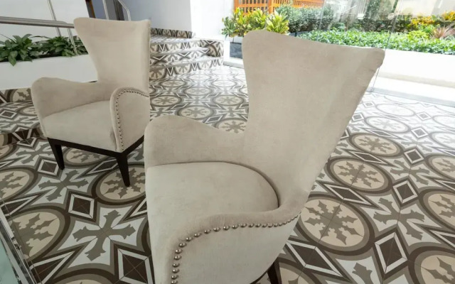 Classy 1 BR Barranco Apartment High Floor