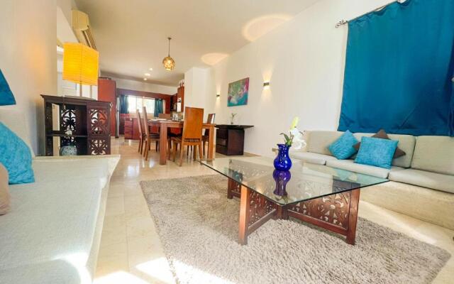 Luxury 4 bedroom villa with a heated pool