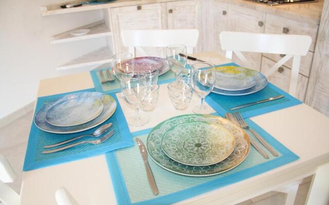 Turquoise & Wood Stylish House 23