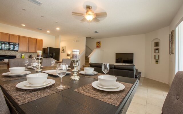 Solterra - 4686 Terrasonesta Drive