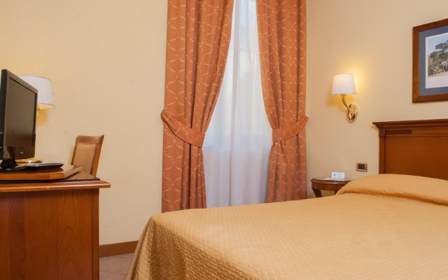 Le Cheminee Business Hotel