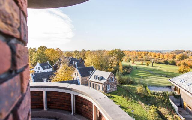 Luxurious Panorama Suite, Near Maastricht