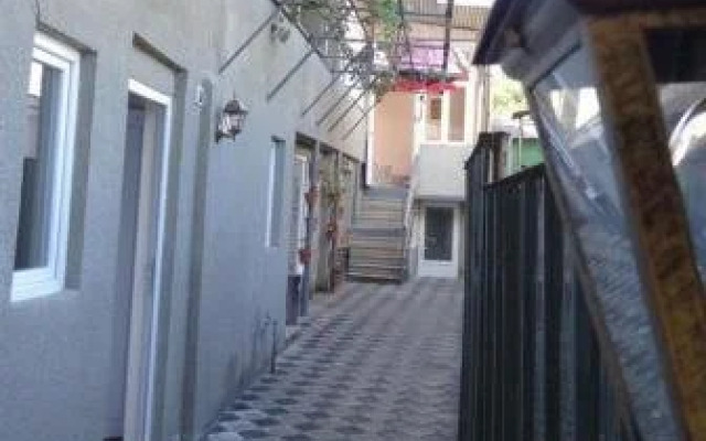 Guest House Umbrella