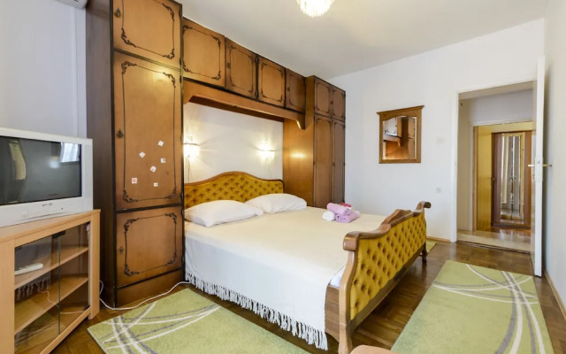 Oreb's Dream Apartments