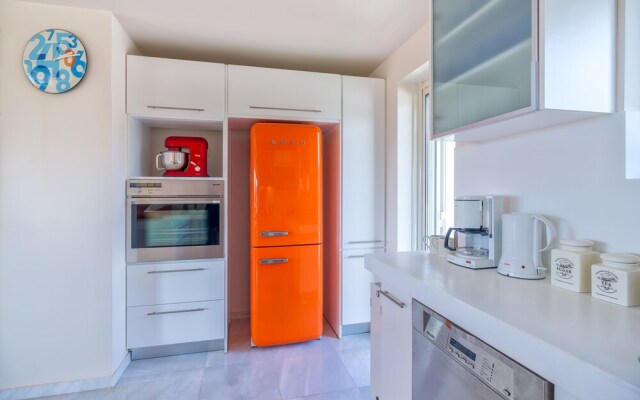 Legrena Beach Villa