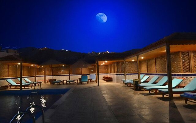 Petra Moon Hotel