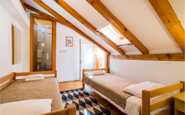 Stunning Home in Dubrovnik With Wifi and 3 Bedrooms