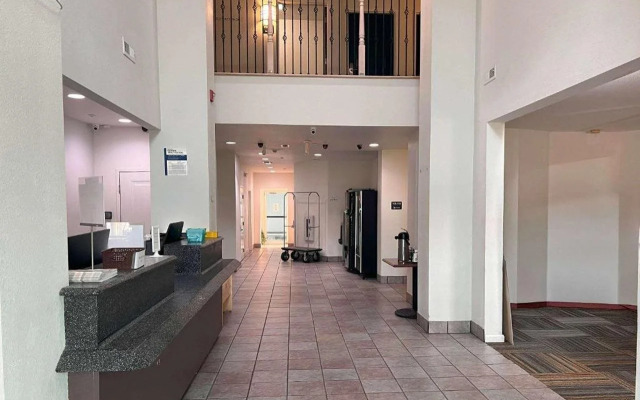 Baymont by Wyndham Kingdom City