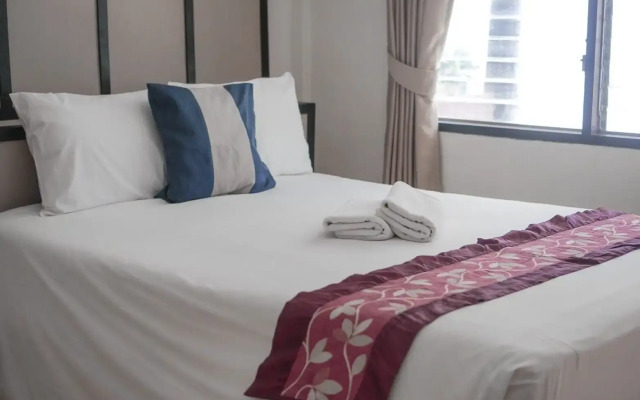 Phi Phi Nice Beach Resort