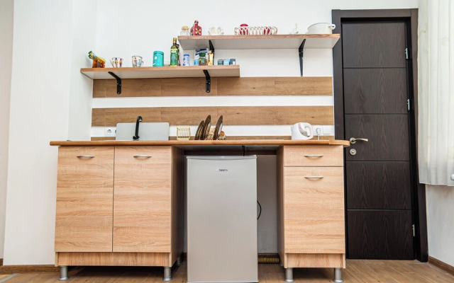Cute Ground Floor with Free Parking