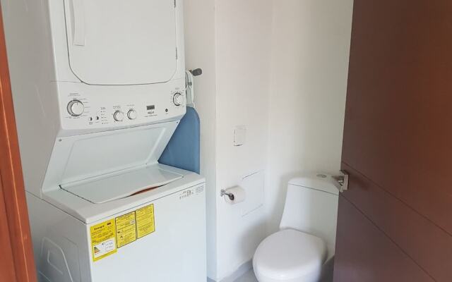 Isla Cuale Mountain View