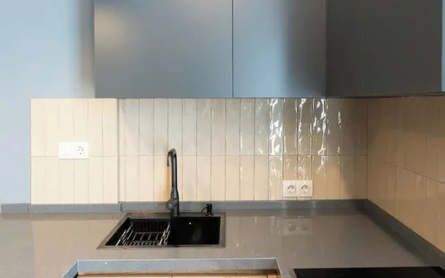 Stones Throw Apartments
