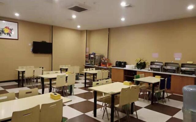 7Days Premium Linyi Hedong Caiyuan Square