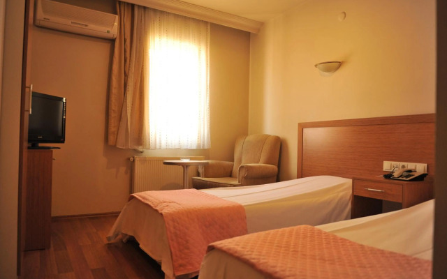 Serenti Hotel
