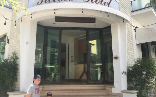 Piccolo Hotel