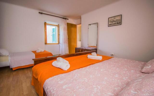 Apartment IN KLANICE Dobrinj, island Krk