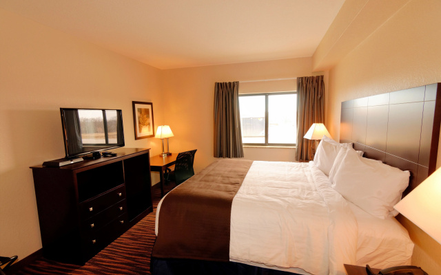 Cobblestone Inn & Suites - Denison - Oak Ridge