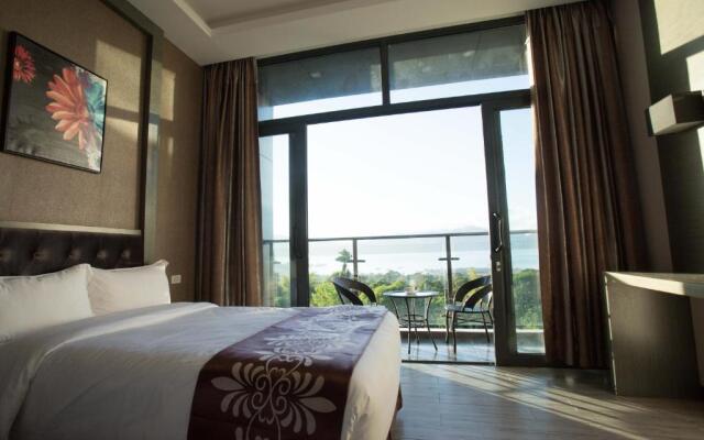 Vienna Hotel (Newly Renovated 2025)