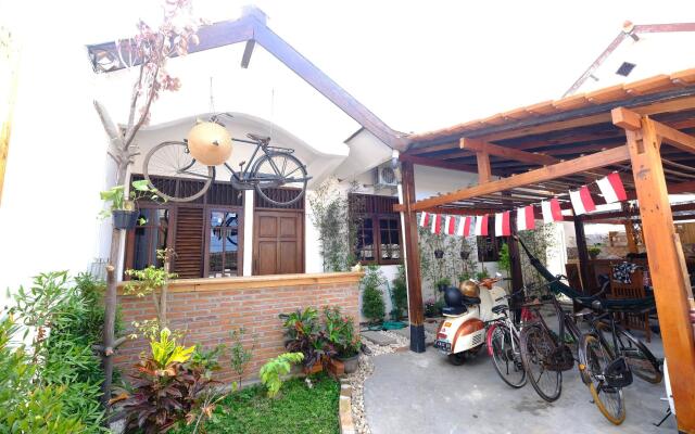 Wood Stone Hostel