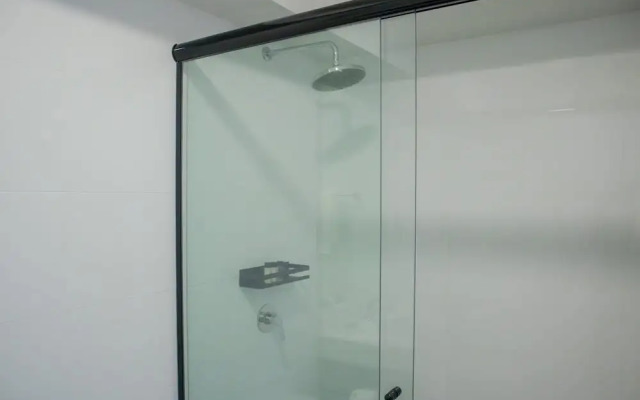w Elegant 2BR w Distinctive Deco in Miraflores