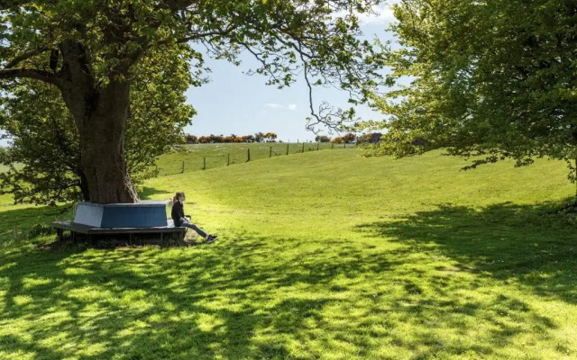 Torrs Warren Country House Hotel