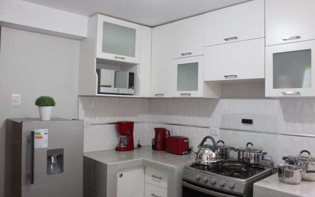 Modern 3 Bedroom Apartment