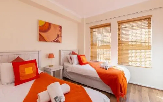 Nottingham Square 116 by CTHA