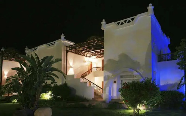 Melia Sinai