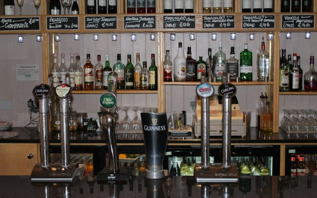 Oak Farm Hotel