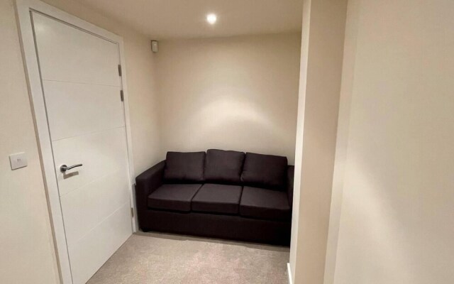 Stunning 1-bed Apartment in Salford