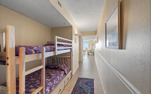 Pelican Beach 1202 1 Bedroom Condo by Pelican Beach Management