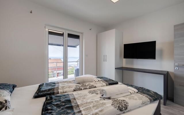 Miro - A5(6+2)  in Crikvenica