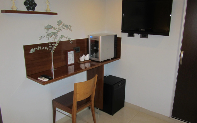 EZE Inn Boutique Hotel