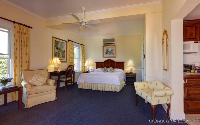 Royal Palms Hotel