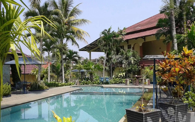 Aries Biru Resort
