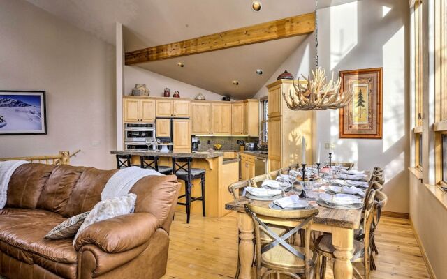 Ski & Hike On-site: Breckenridge Retreat!