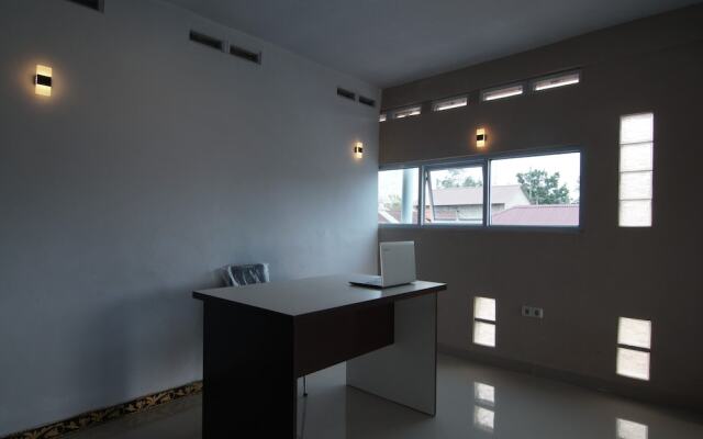 OYO 93457 White House SyariahNearOYO 93457 White House Syariah