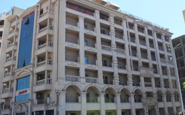 emilio hotel