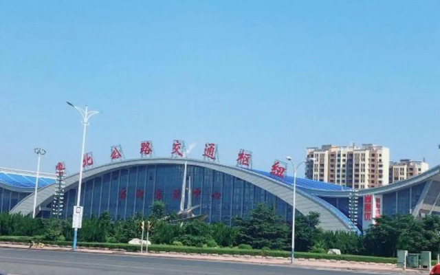7 Days Inn (Qihe Passenger Transportation Center)