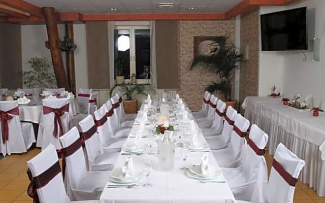 Hotel & Restaurant Kuhfelder Hof