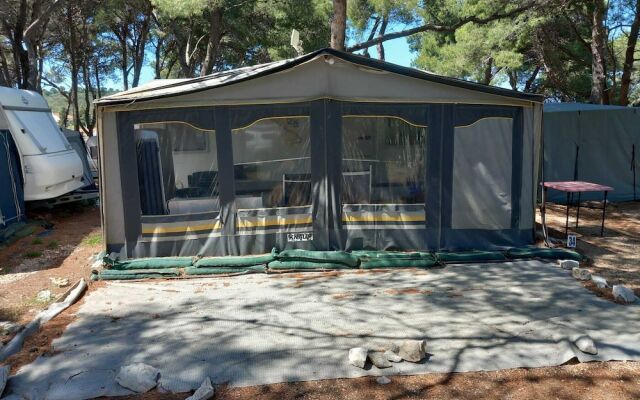 Room-caravan Near the sea 5