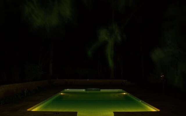 Simbamwenni Lodge and Camping