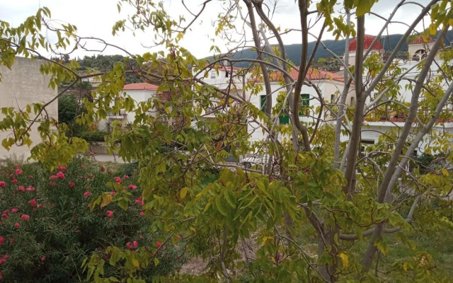 Bissias Guest House