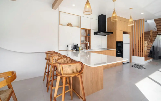 Family Oasis Pool & Beach Nearby V191