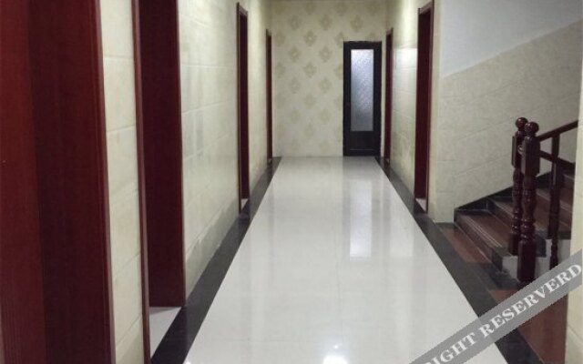 Yuntaishan Xinyuan Hotel
