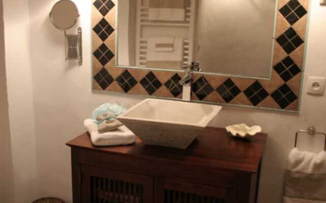 Maison d'hôtes La Cour des Lauriers