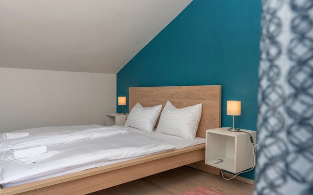 Casa Verde Apartment House