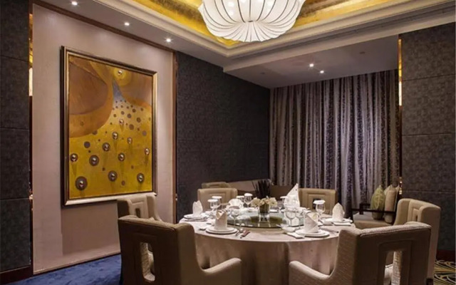 Chengdu Phoenix International Hotel