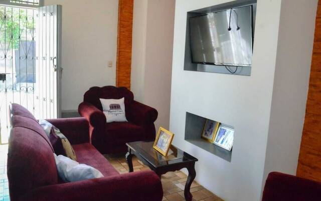 Hostal Clary