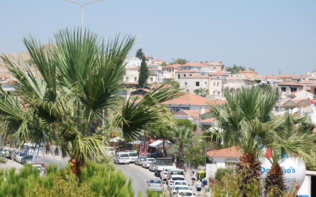 Cesme Marina Sahil Otel